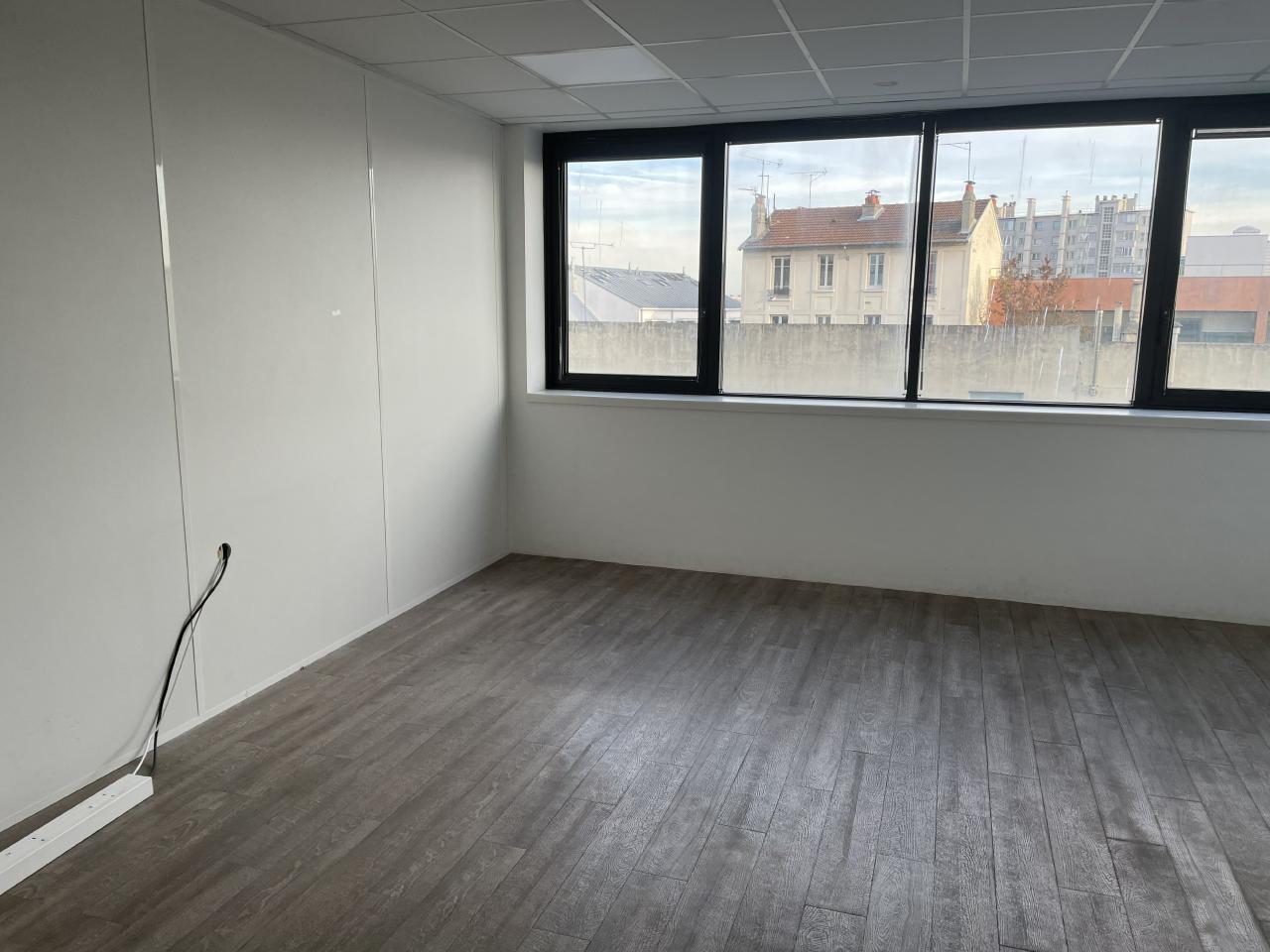 Bureau Gentilly 789m² Location bureau Gentilly Val-de-Marne OLBUR2317595 2